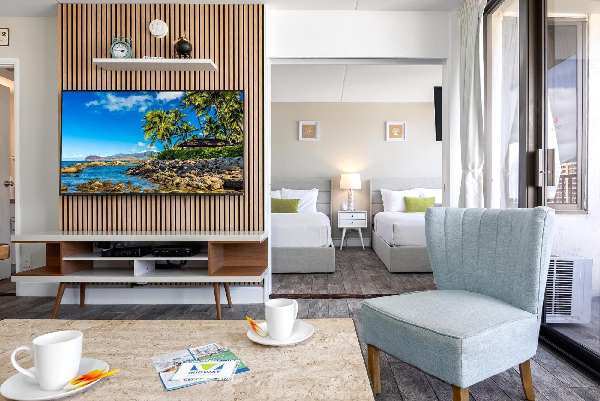Aloha Vibes With Ocean Views, Near Beach & Parking! Honolulu Exterior photo